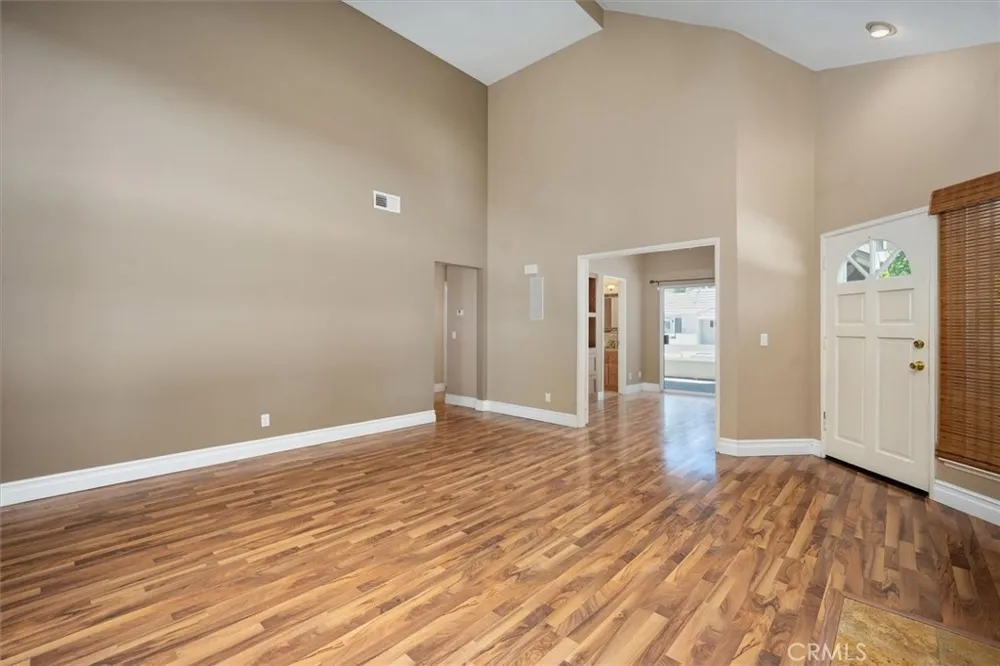 26105 Mcbean Pkwy Unit 64 Valencia, CA 91355