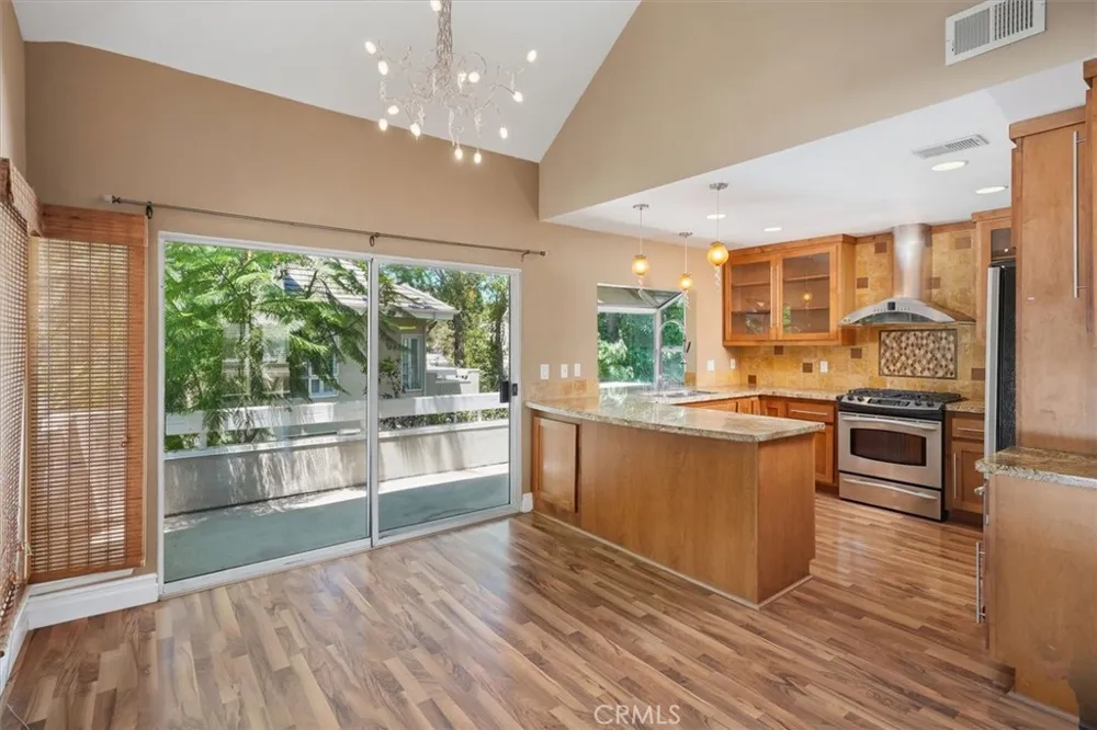 26105 Mcbean Pkwy Unit 64 Valencia, CA 91355