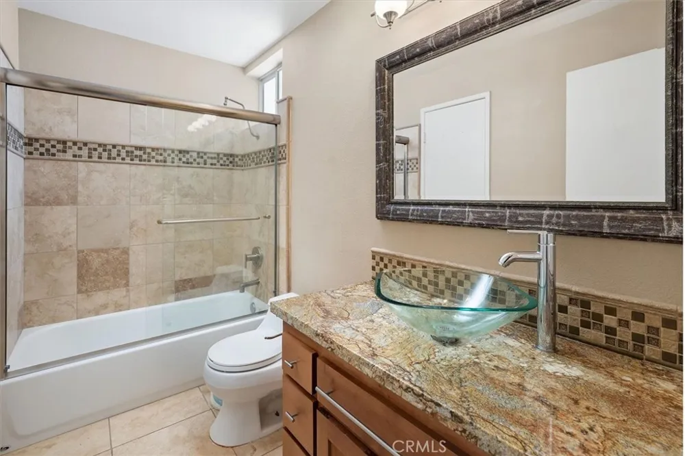 26105 Mcbean Pkwy Unit 64 Valencia, CA 91355