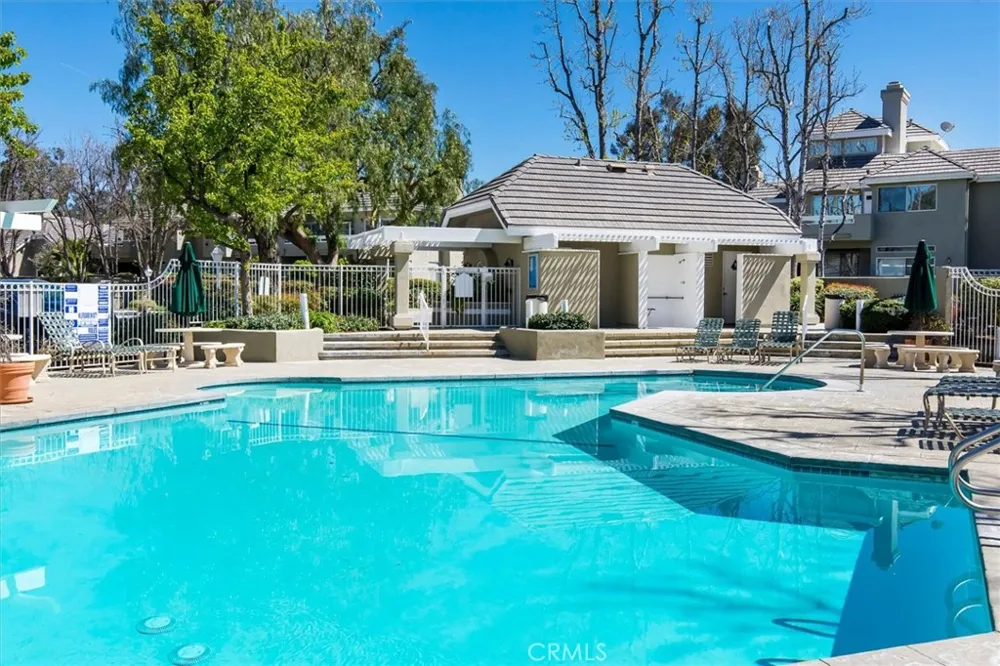 26105 Mcbean Pkwy Unit 64 Valencia, CA 91355