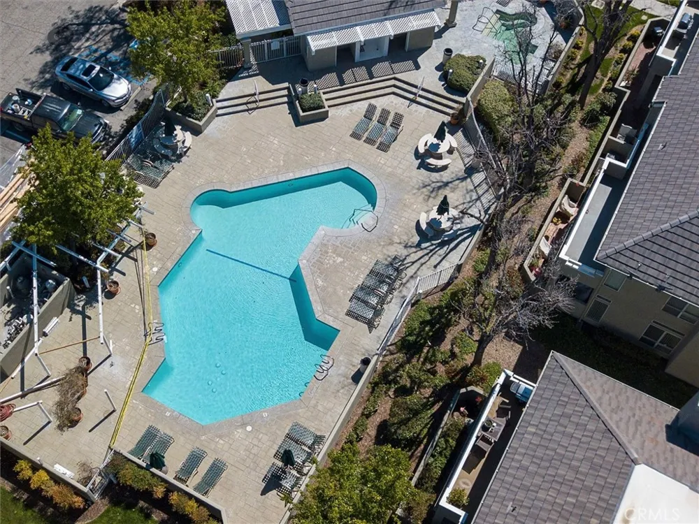 26105 Mcbean Pkwy Unit 64 Valencia, CA 91355