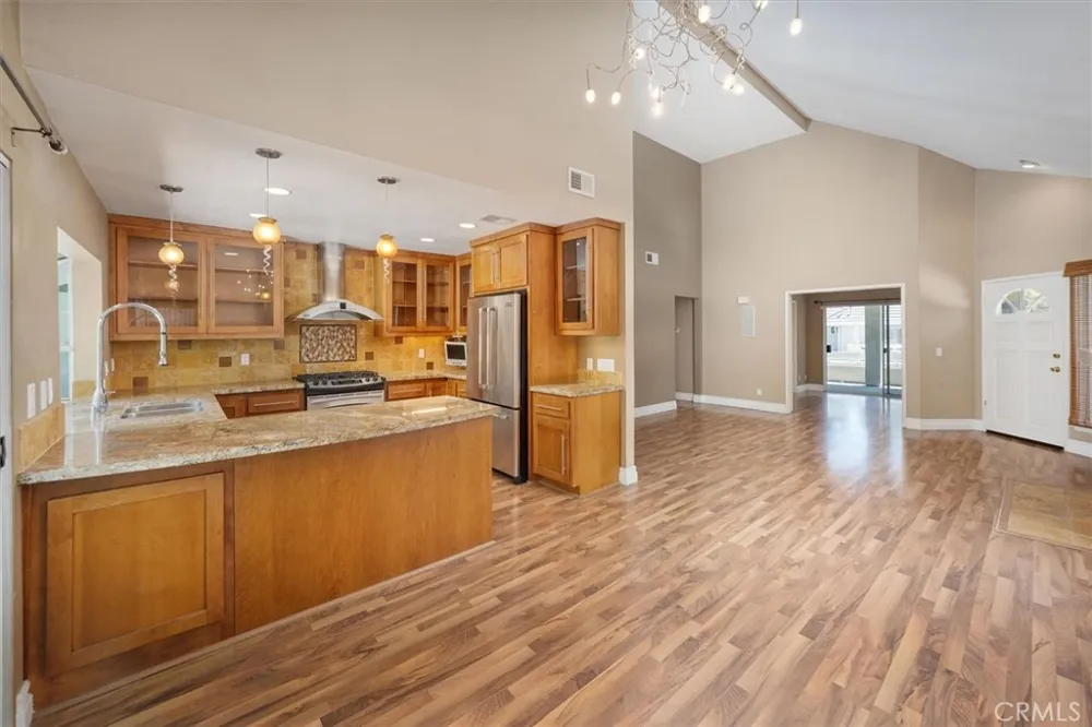 26105 Mcbean Pkwy Unit 64 Valencia, CA 91355