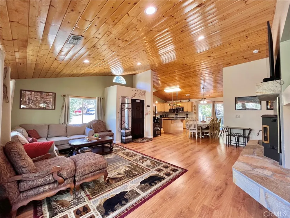 14013 Yellowstone Drive Pine Mountain Club, CA 93225