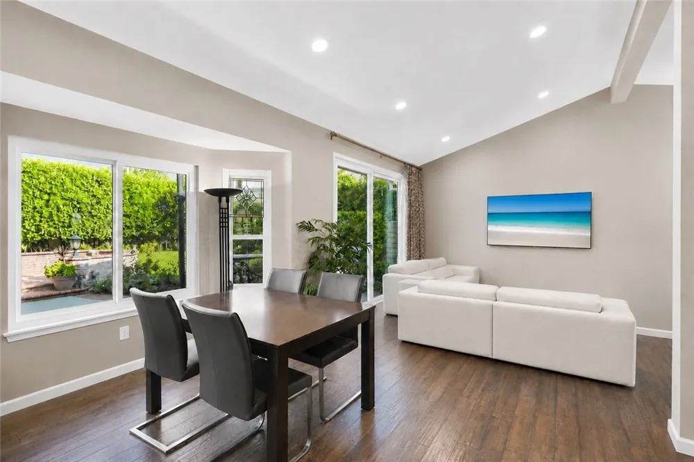 19645 Turtle Springs Way Porter Ranch, CA 91326