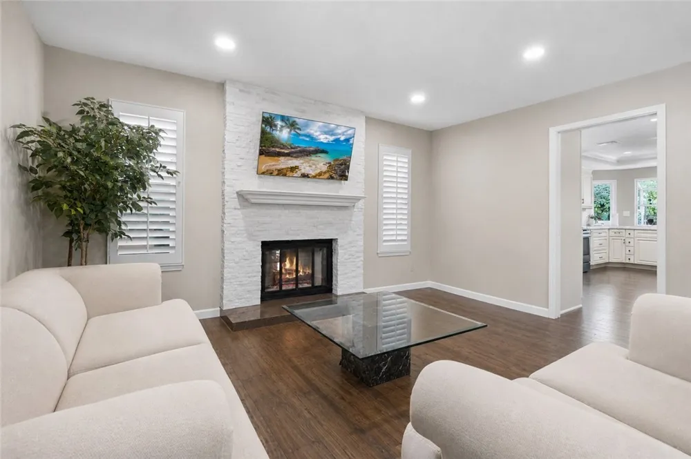 19645 Turtle Springs Way Porter Ranch, CA 91326