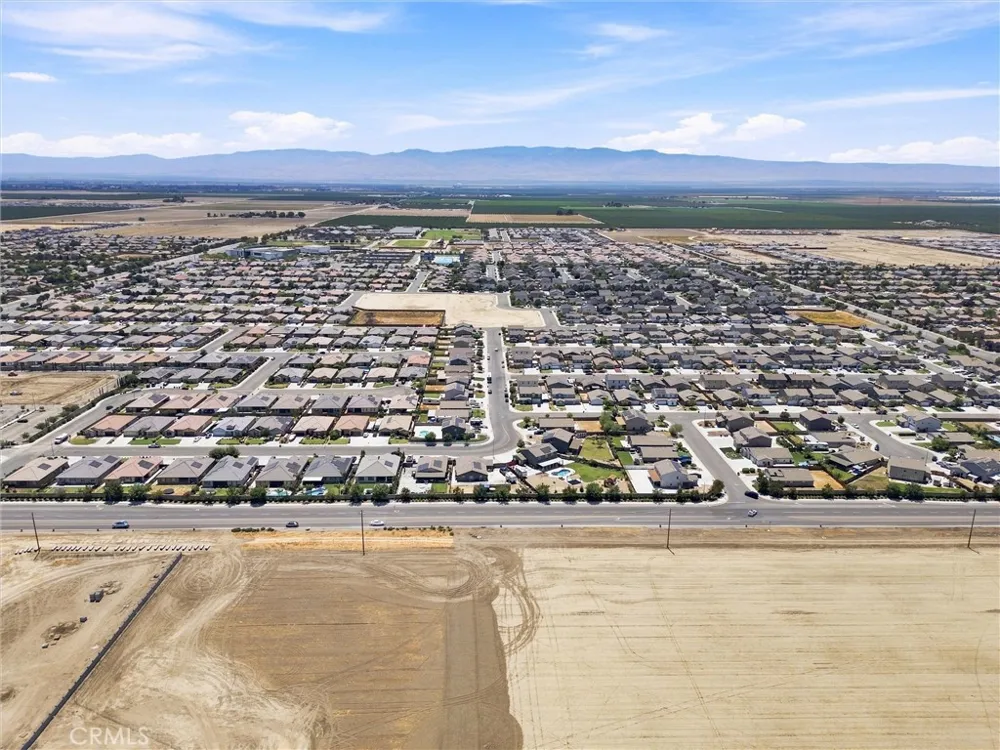 6604 Voyageurs Drive Bakersfield, CA 93311