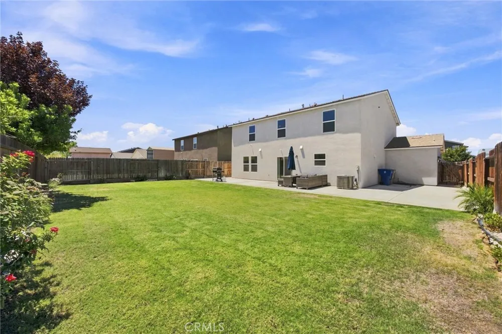 6604 Voyageurs Drive Bakersfield, CA 93311