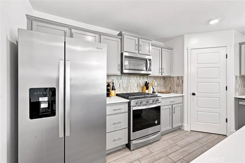 6604 Voyageurs Drive Bakersfield, CA 93311