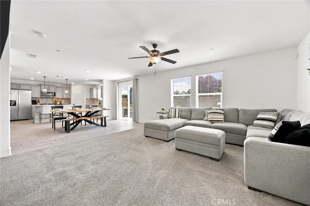 6604 Voyageurs Drive Bakersfield, CA 93311