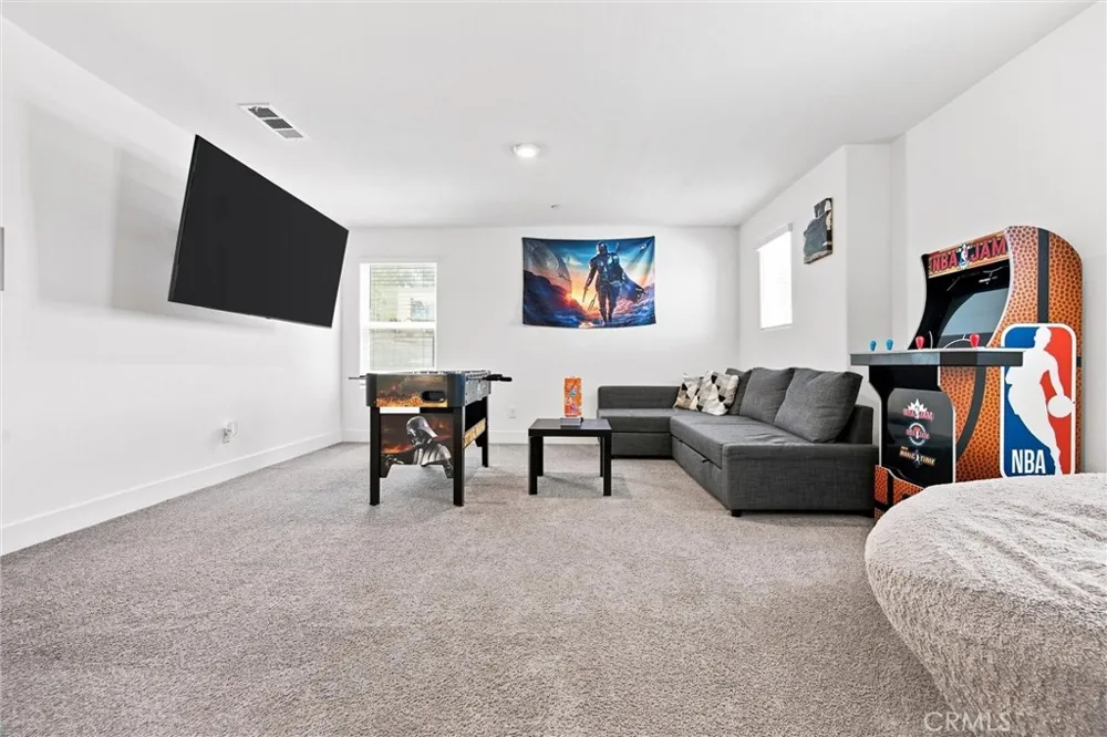6604 Voyageurs Drive Bakersfield, CA 93311
