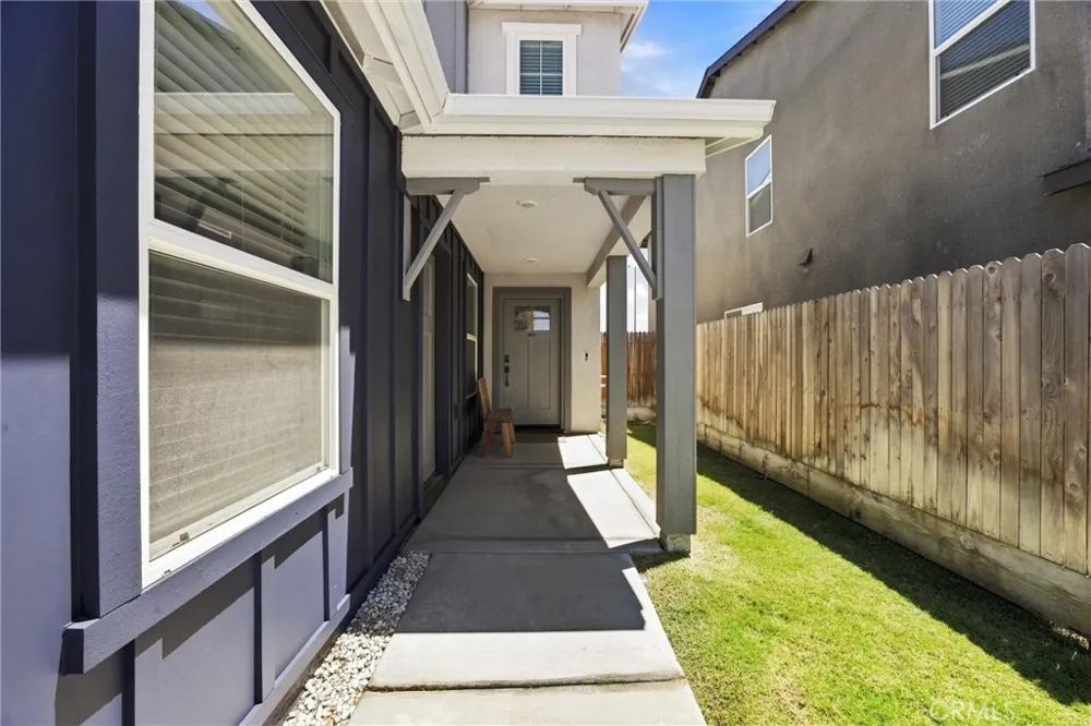 6604 Voyageurs Drive Bakersfield, CA 93311