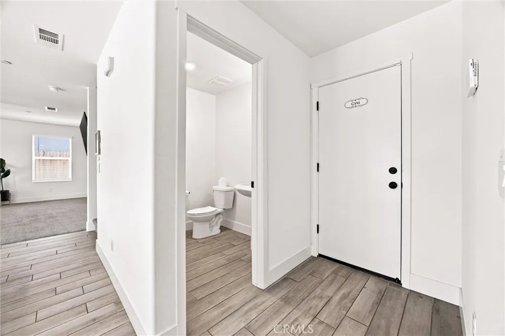 6604 Voyageurs Drive Bakersfield, CA 93311