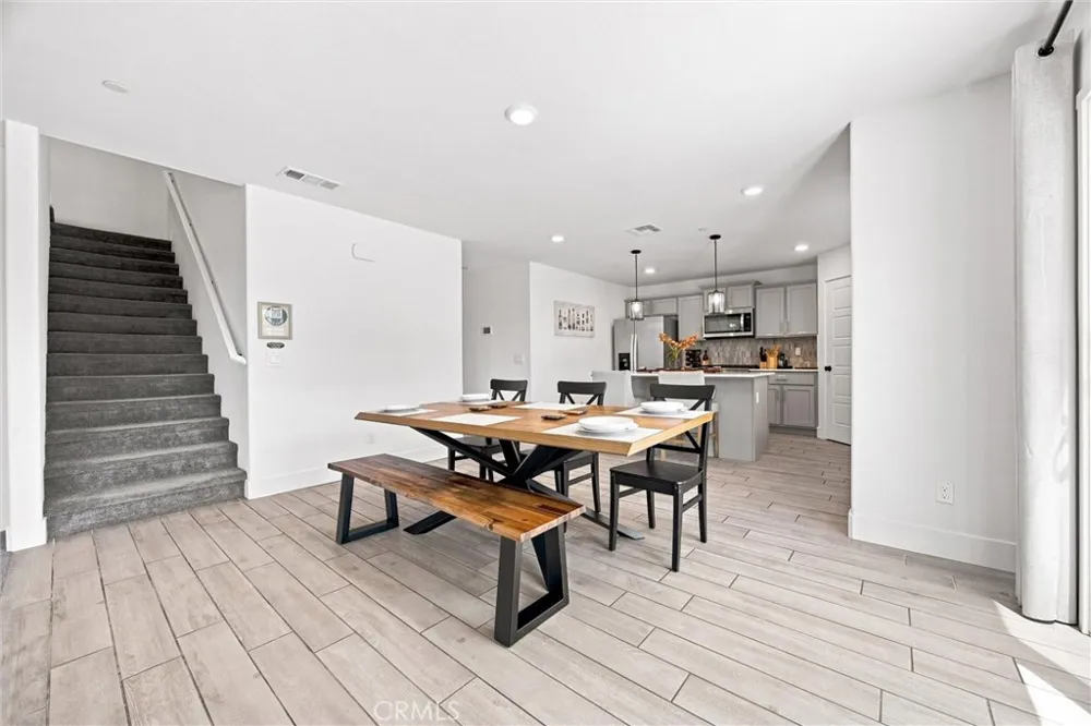 6604 Voyageurs Drive Bakersfield, CA 93311
