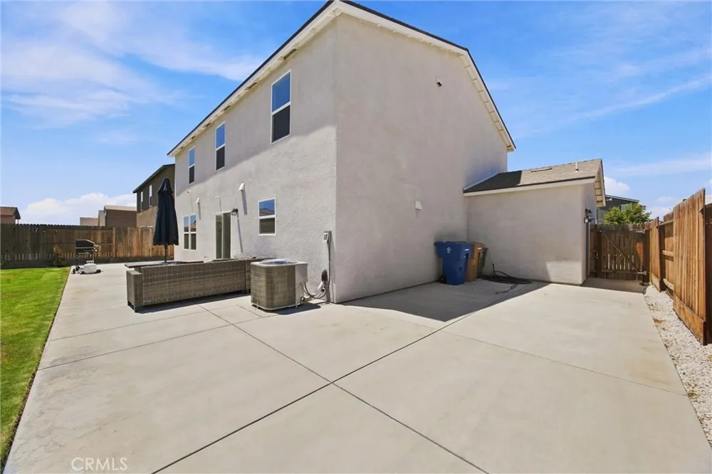 6604 Voyageurs Drive Bakersfield, CA 93311