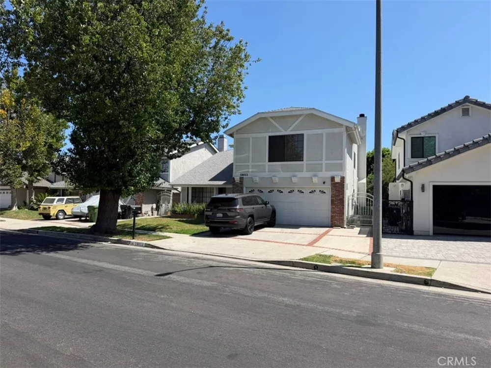 18012 Raymer Northridge, CA 91325