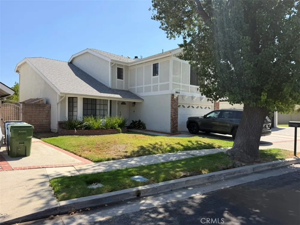 18012 Raymer Northridge, CA 91325