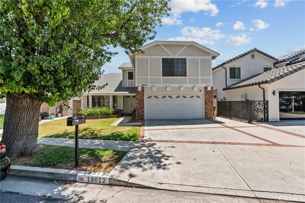 18012 Raymer Northridge, CA 91325