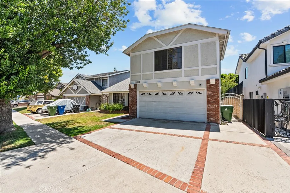 18012 Raymer Northridge, CA 91325