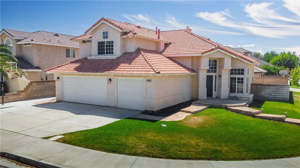 44351 Shad Lancaster, CA 93536