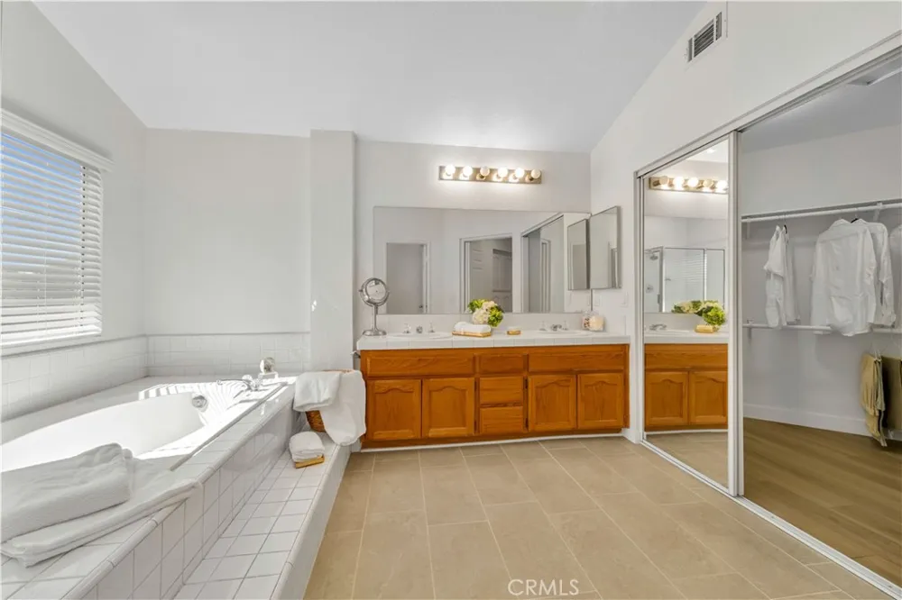 44351 Shad Lancaster, CA 93536