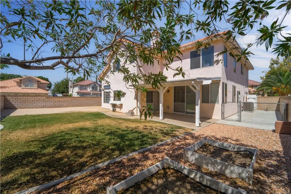 44351 Shad Lancaster, CA 93536