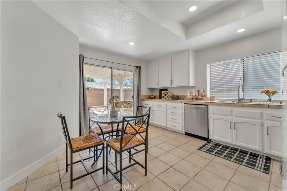 44351 Shad Lancaster, CA 93536