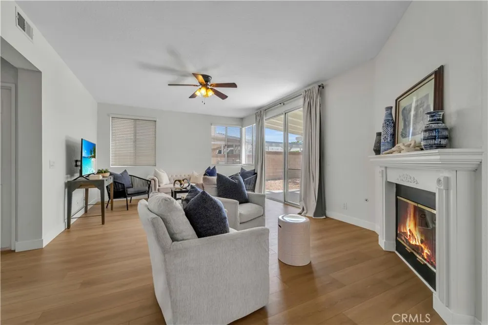 44351 Shad Lancaster, CA 93536