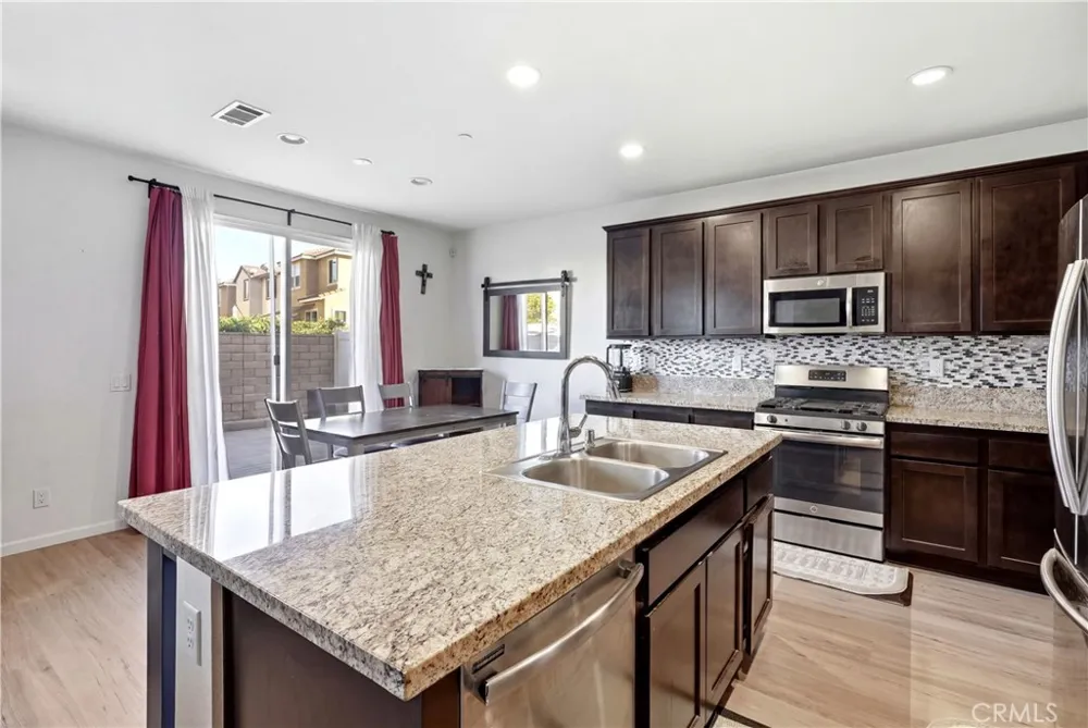19718 Kamm Court Canyon Country, CA 91351