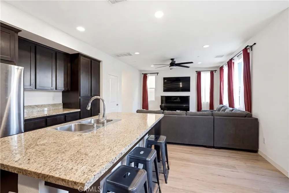 19718 Kamm Court Canyon Country, CA 91351