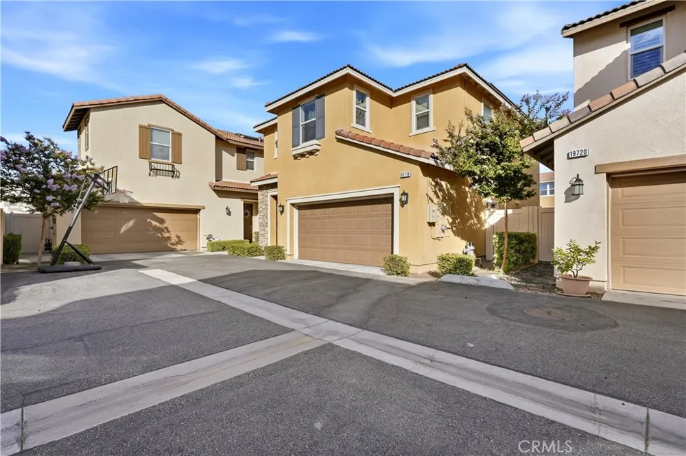 19718 Kamm Court Canyon Country, CA 91351
