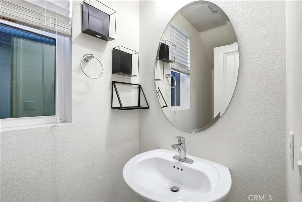 19718 Kamm Court Canyon Country, CA 91351