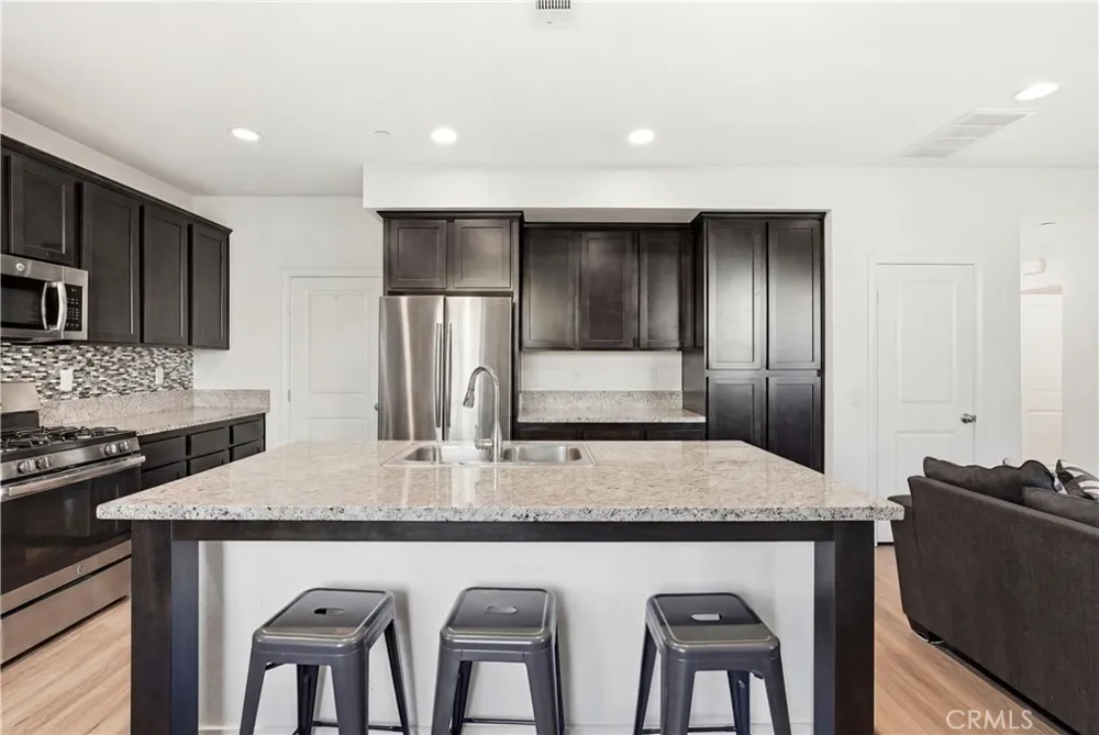 19718 Kamm Court Canyon Country, CA 91351
