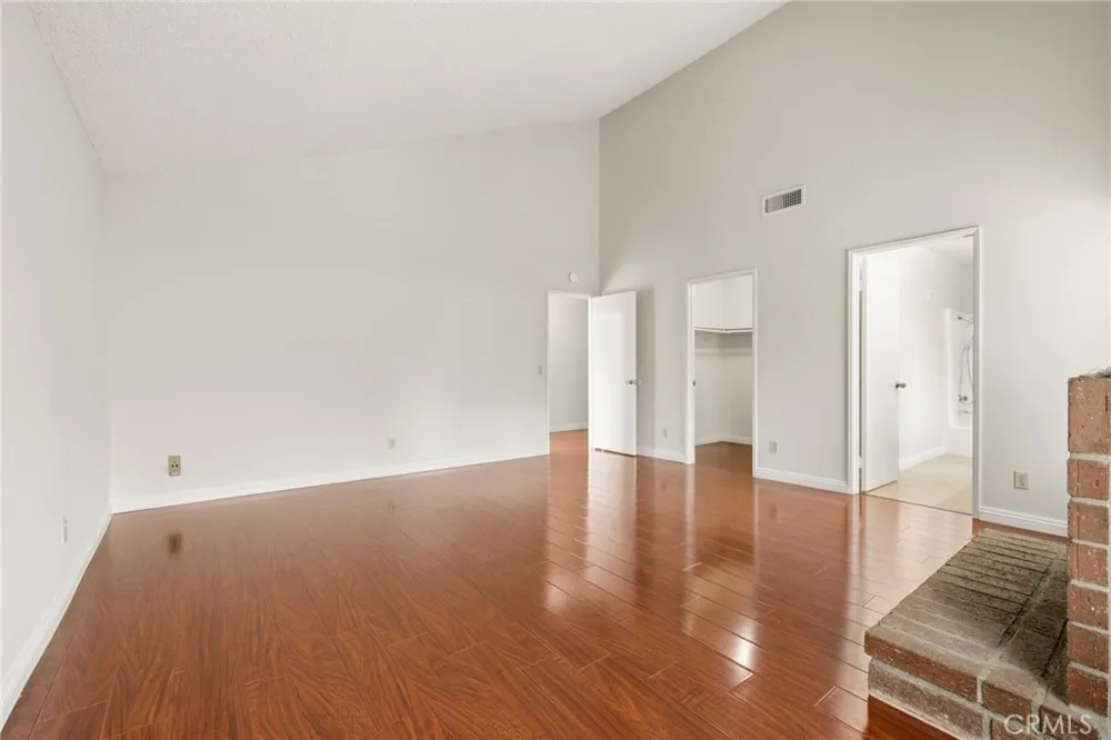 3366 Darby #436 Simi Valley, CA 93063