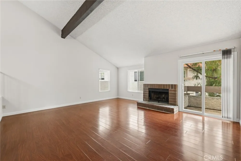 3366 Darby #436 Simi Valley, CA 93063