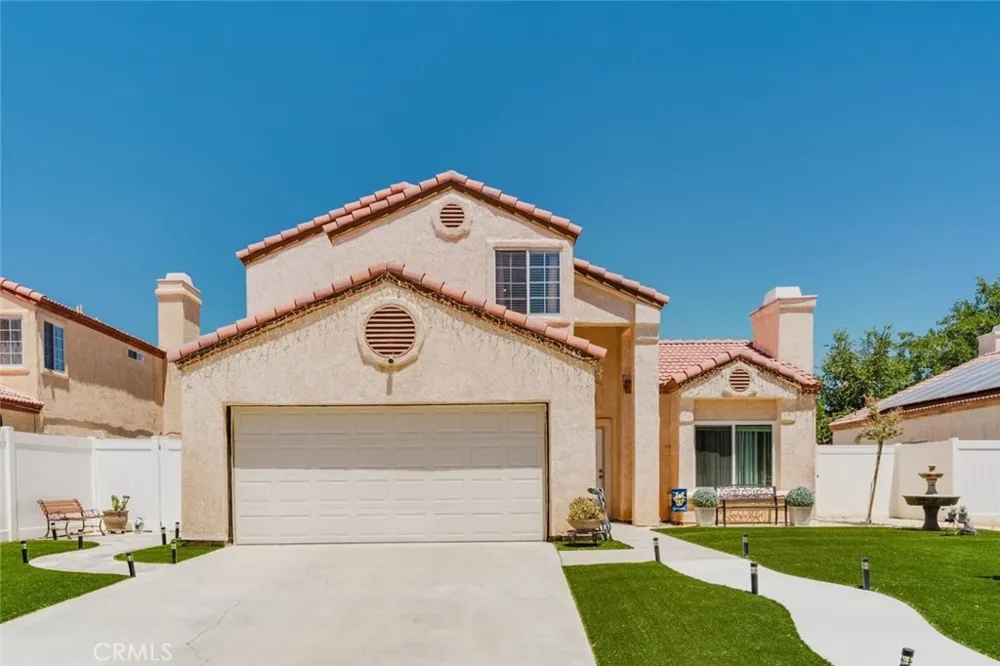1745 E Norberry Street Lancaster, CA 93535