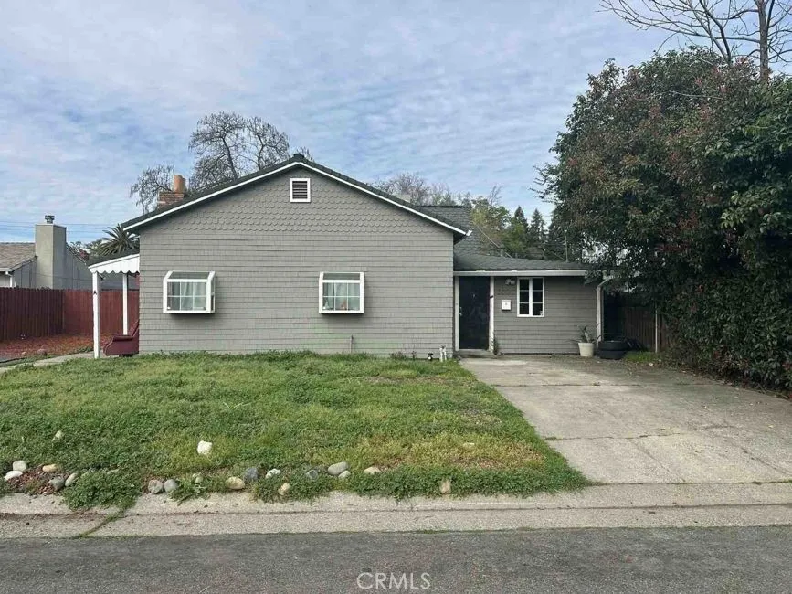 3005 Fairways Court Sacramento, CA 95821