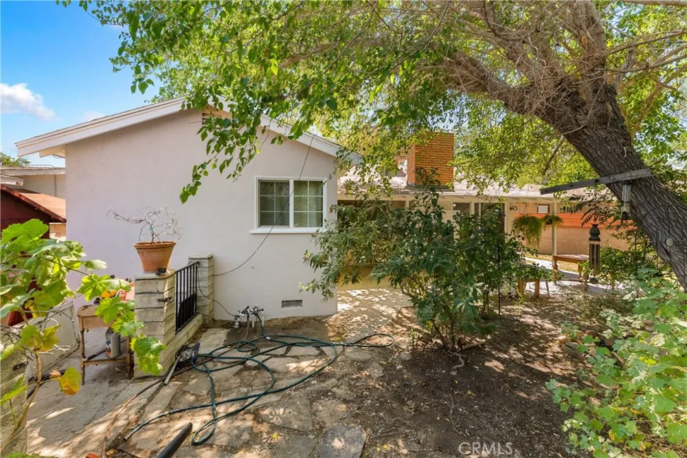 44449 Loneoak Lancaster, CA 93534