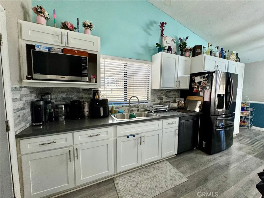 1308 W Avenue H8 Lancaster, CA 93534