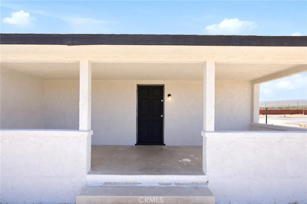 2494 Nadean Mojave, CA 93501
