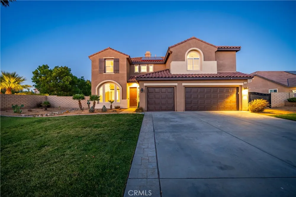 41520 44th W Lancaster, CA 93536