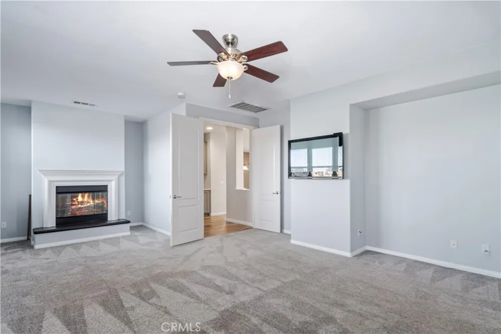 41520 44th W Lancaster, CA 93536