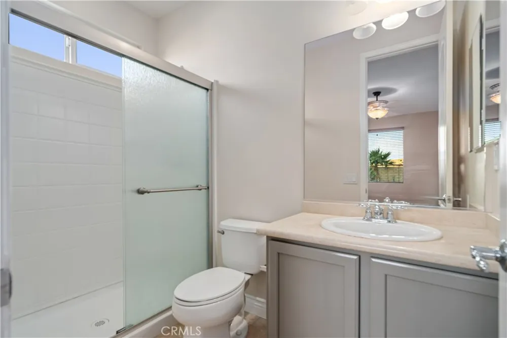41520 44th W Lancaster, CA 93536