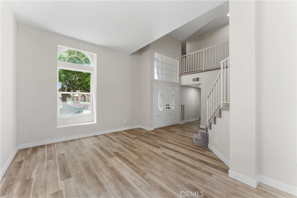 709 Whitlatch Lancaster, CA 93535