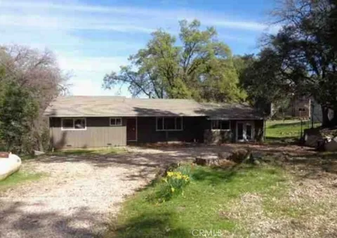11310 Clinton Bar