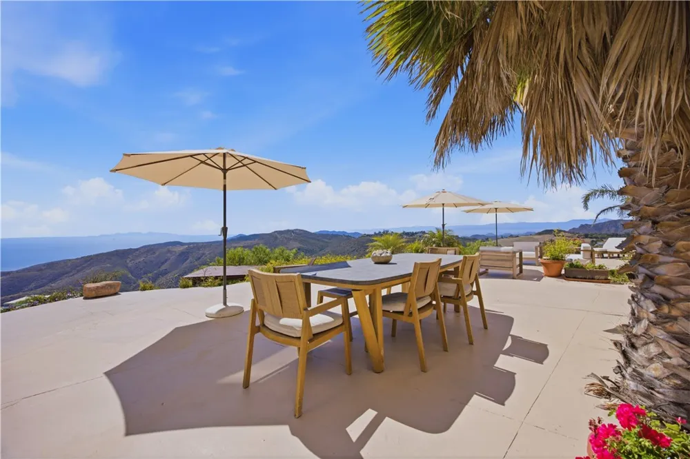9980 Houston Malibu, CA 90265