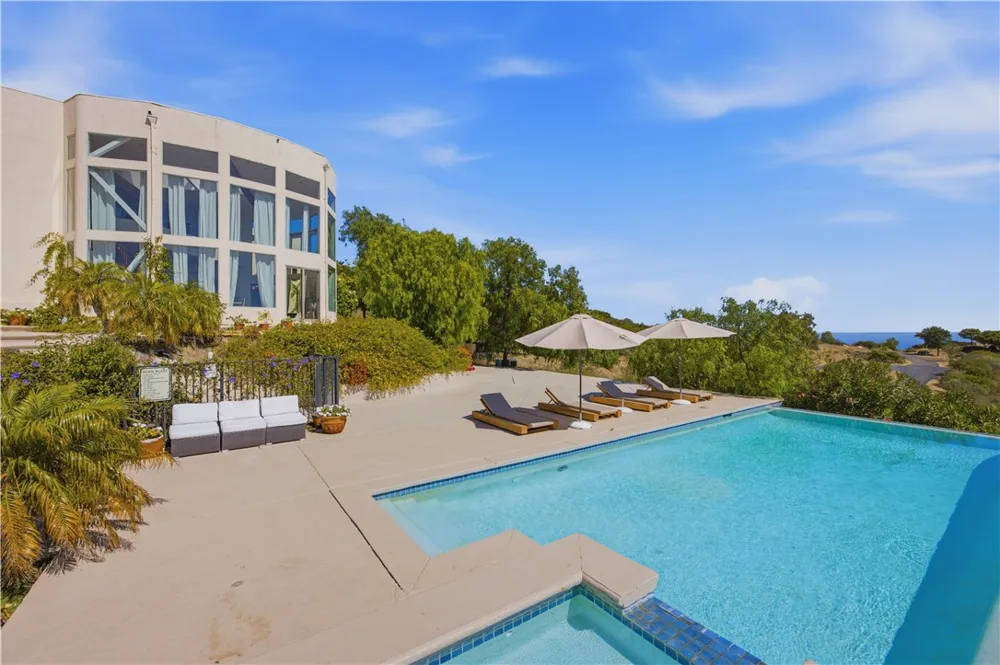 9980 Houston Malibu, CA 90265