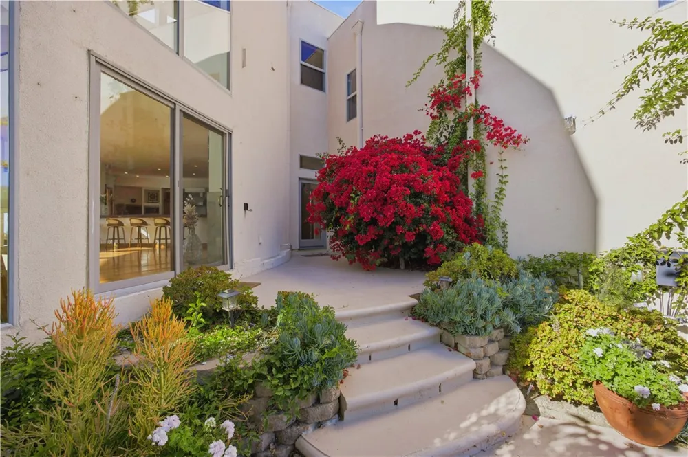 9980 Houston Malibu, CA 90265