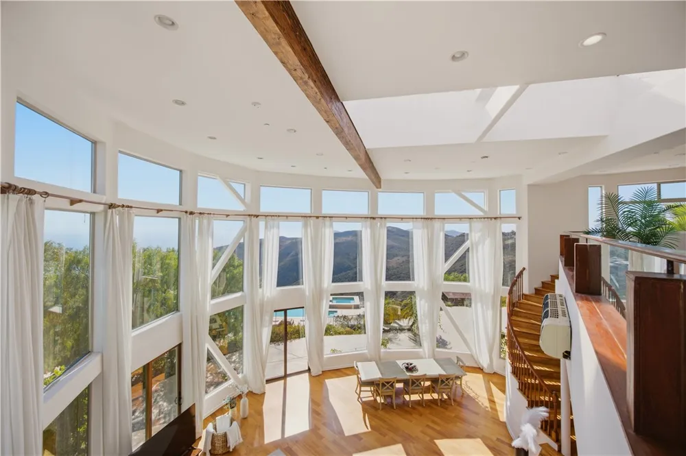 9980 Houston Malibu, CA 90265