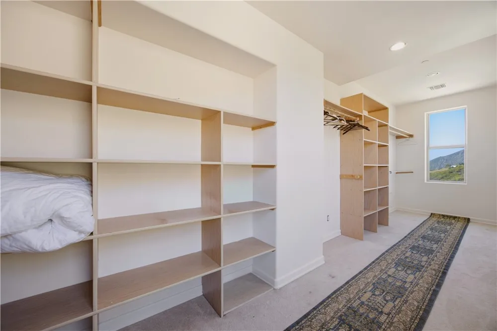 9980 Houston Malibu, CA 90265