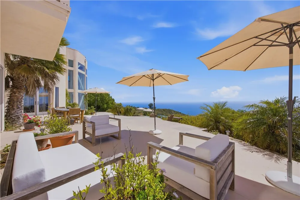 9980 Houston Malibu, CA 90265